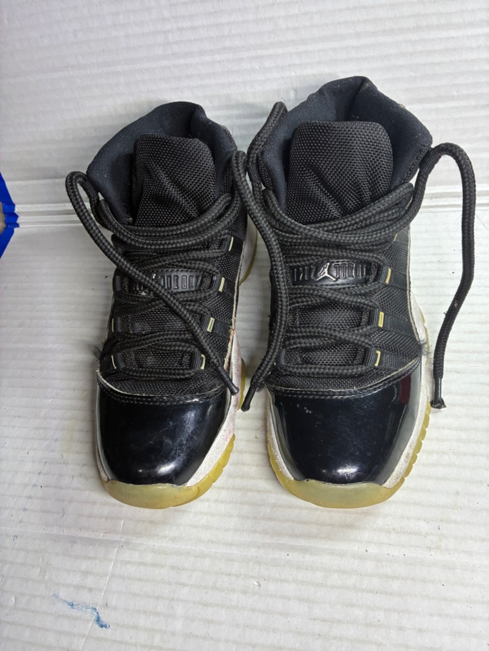 Kids Jordan  Black sneakers USED SKU 378038-011